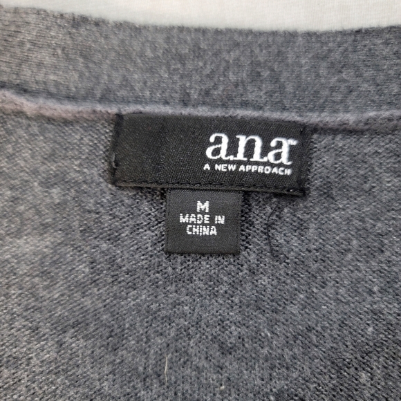 Sequenced Cardigan - Picture 2 of 2